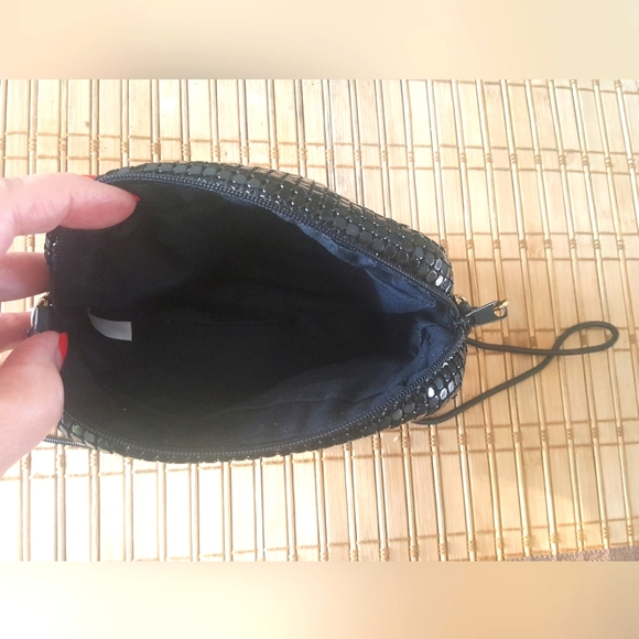 Black Chain Link Mini Bag Purse - Picture 3 of 3